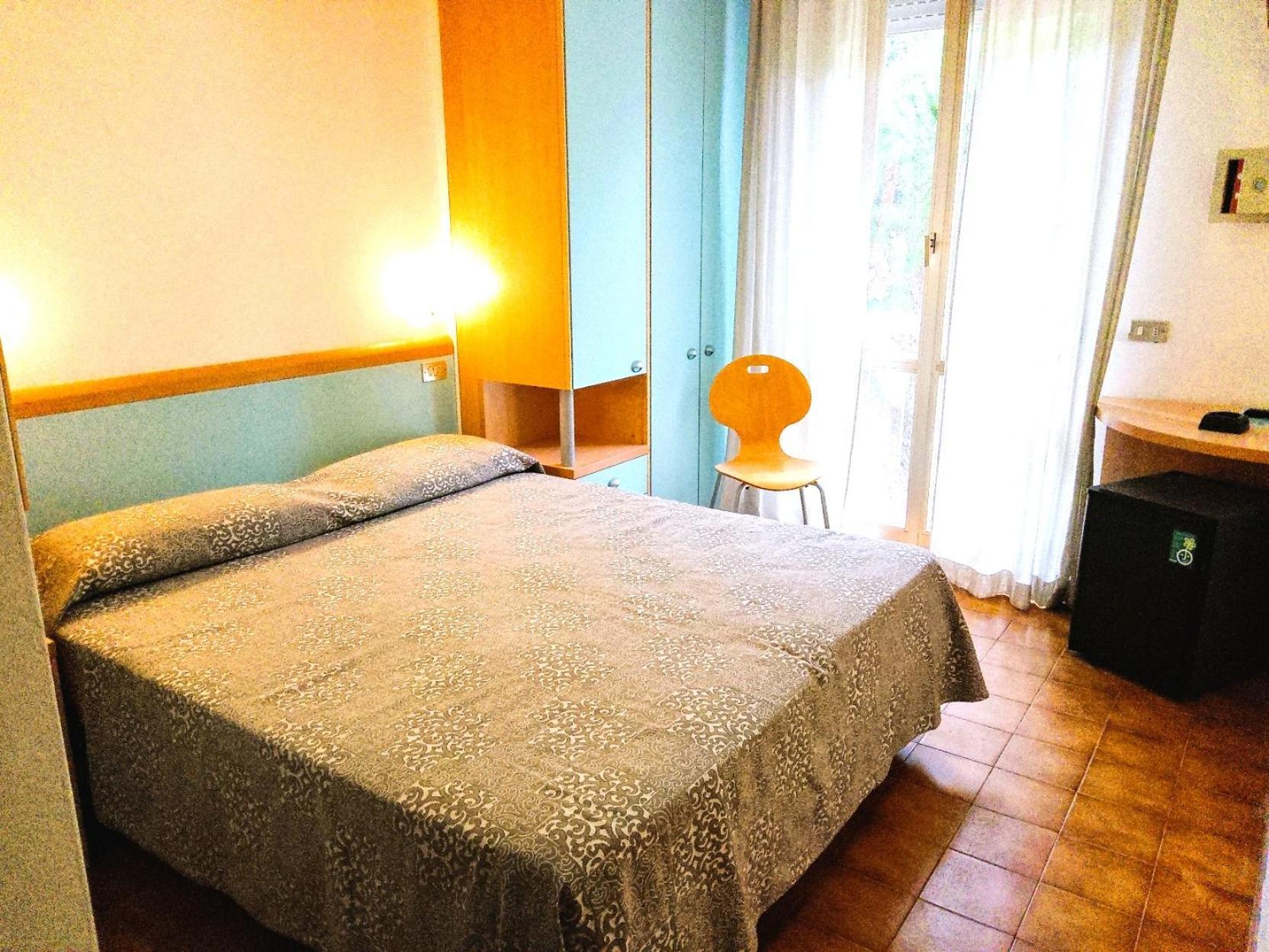 Hotel Etna - Nuova Gestione Romagnola All-Inclusive Spiaggia Parcheggio Riccione Extérieur photo