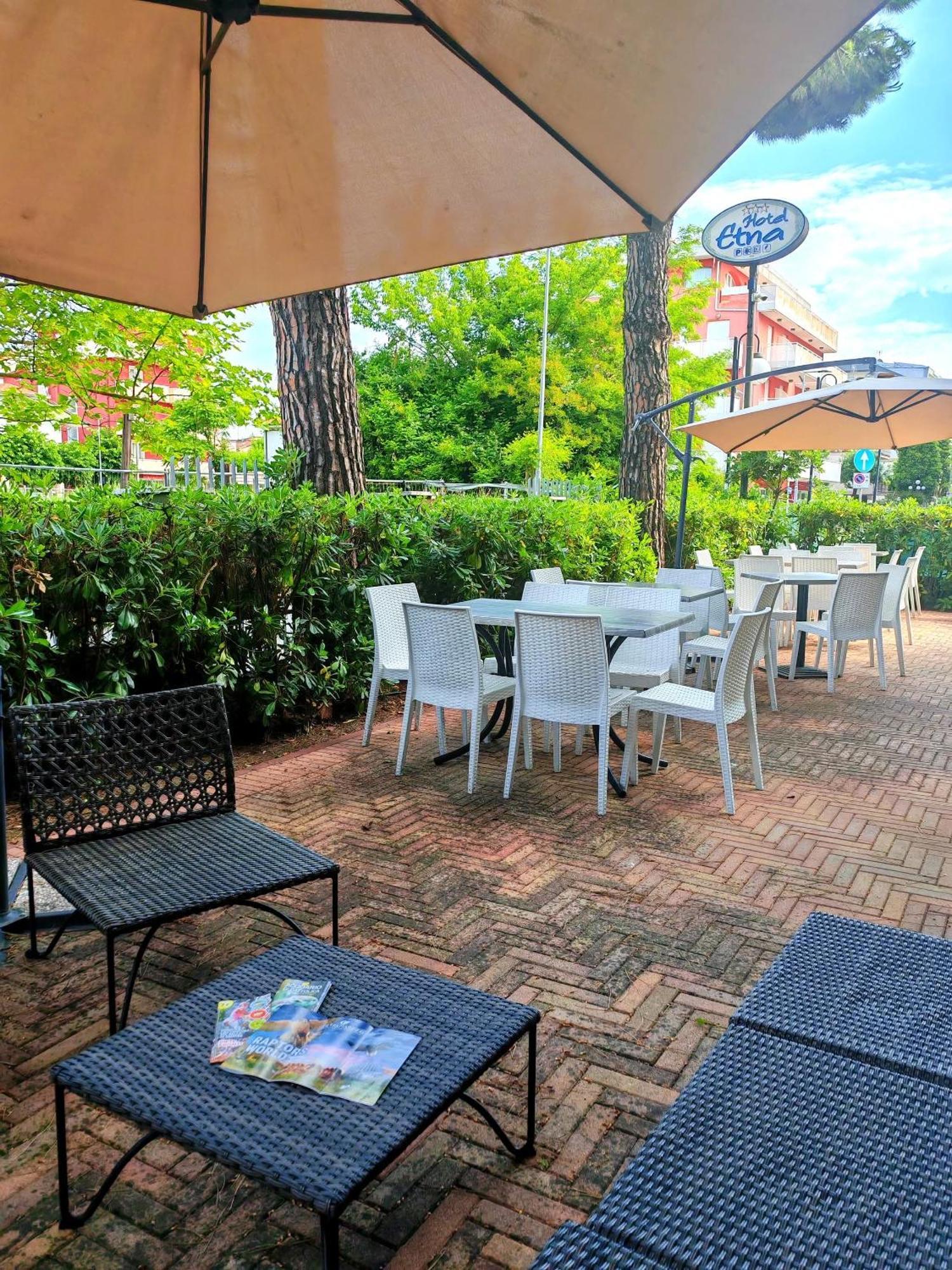 Hotel Etna - Nuova Gestione Romagnola All-Inclusive Spiaggia Parcheggio Riccione Extérieur photo