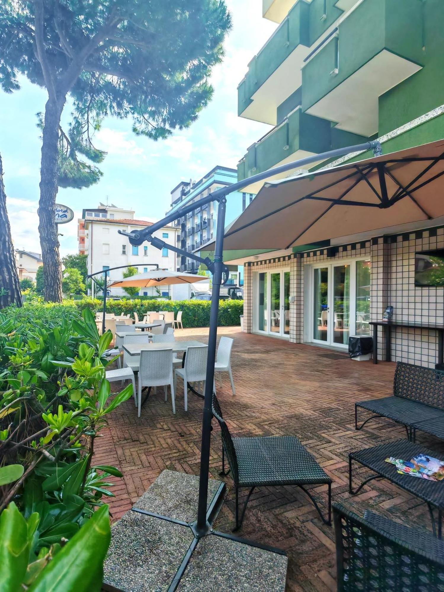 Hotel Etna - Nuova Gestione Romagnola All-Inclusive Spiaggia Parcheggio Riccione Extérieur photo
