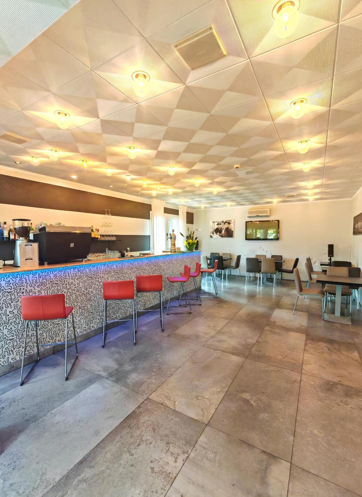 Hotel Etna - Nuova Gestione Romagnola All-Inclusive Spiaggia Parcheggio Riccione Extérieur photo